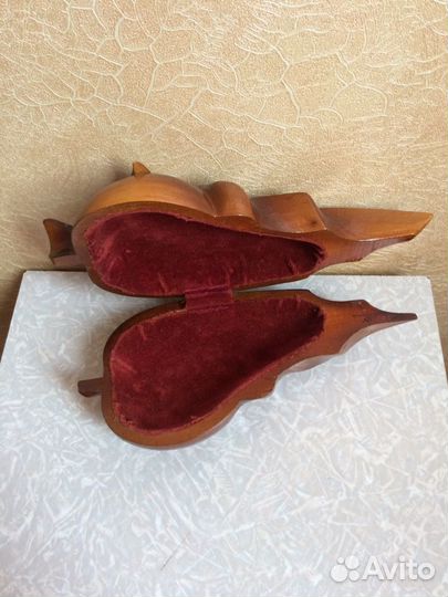 Шкатулка из дерева