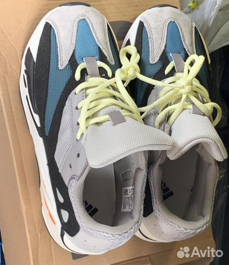 Кроссовки Adidas Yeezy 700 Wave Runner