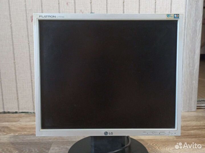 Монитор LG
