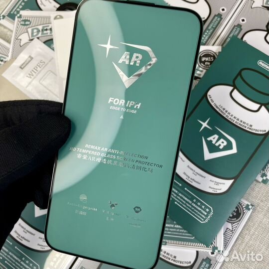 Закаленное защитное стекло 15/15Pro/15ProMax Remax