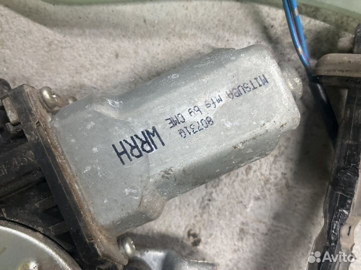 Запчасти задней правой двери Subaru Tribeca 2008