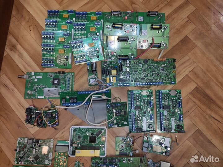 Платы с радиодеталями. Импорт. 60 штук