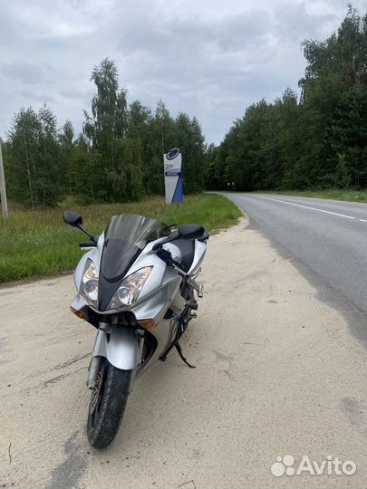 Продам мотоцикл VFR800