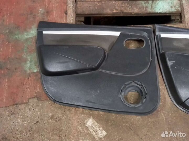 Лада Ларгус задняя передняя карты обшивки дверей