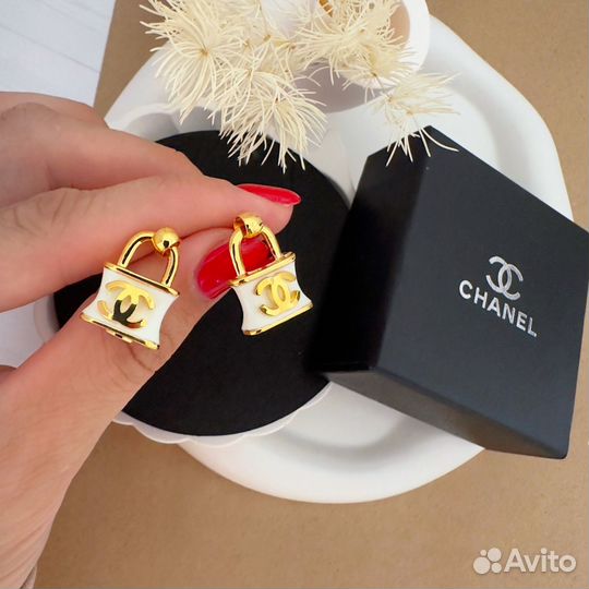 Серьги chanel