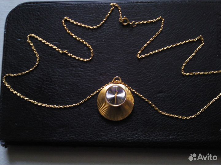 Часы-кулон - винтаж 