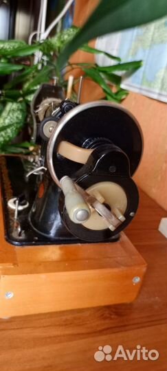 Швейная машина подольск 2М