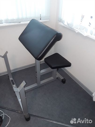 Скамья Скотта для бицепса Body Solid ppb32x новая