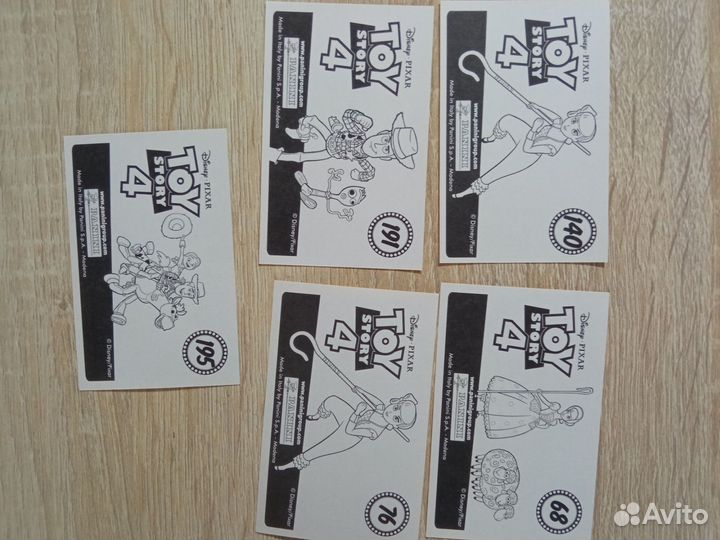 Наклейки к альбому Панини 