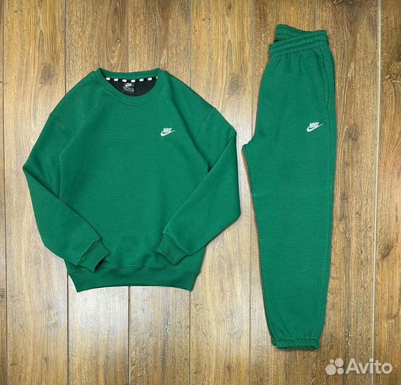 Спортивный костюм Nike теплый