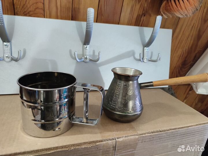 Хлебница IKEA и кухонная утварь