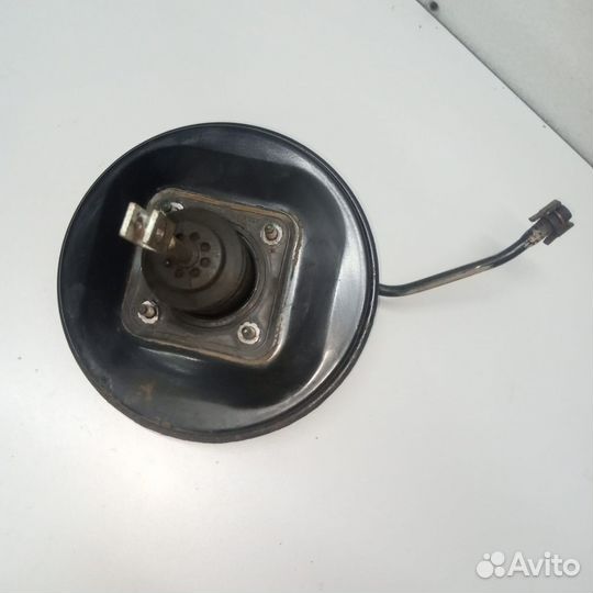 Вакуум Renault logan 1