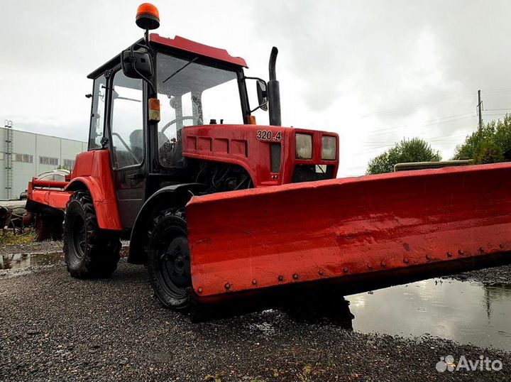 Трактор МТЗ (Беларус) 320, 2013
