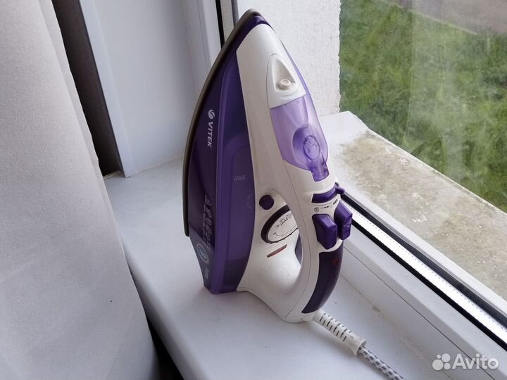 Утюг vitek