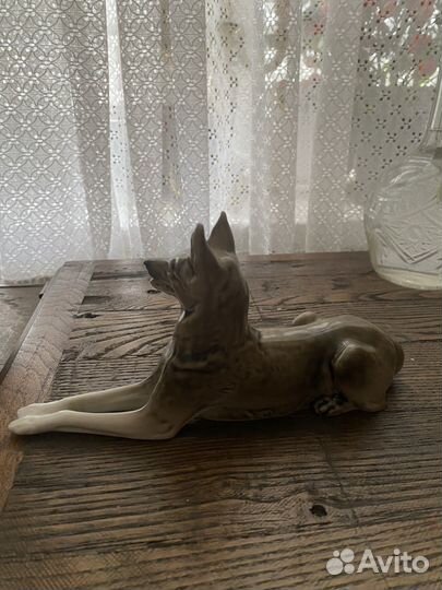 Фарфоровая статуэтка овчарка СССР