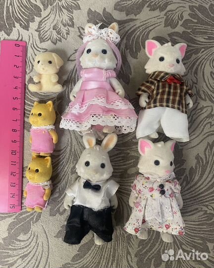 Sylvanian families семья и мебель