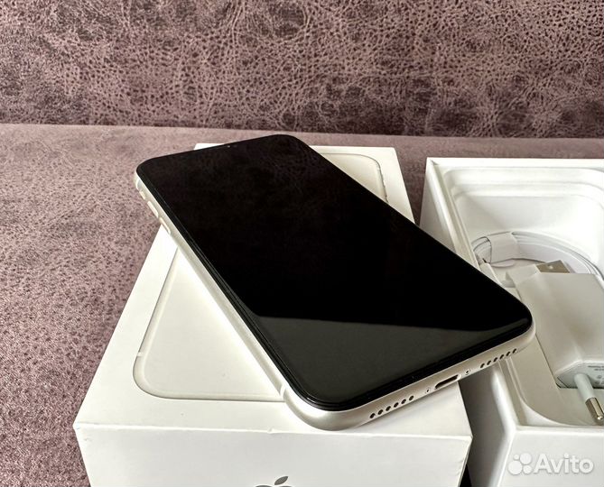 iPhone 11 64gb идеал