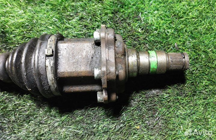 Полуось передняя Audi A6 (C5)