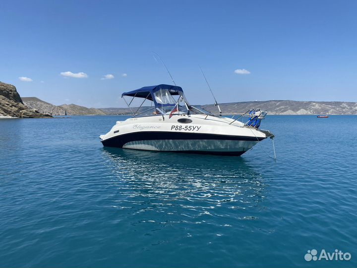 Морские прогулки на быстроходном катере в Феодосии