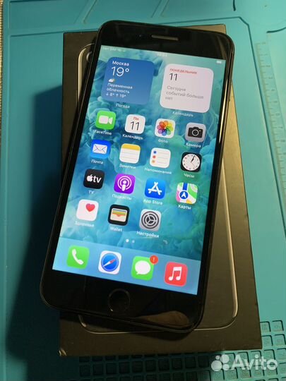 Телефон iPhone 7 plus 128gb