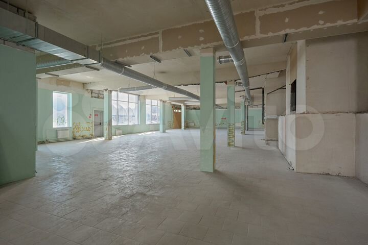 Свободного назначения, 689 м²