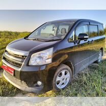 Toyota Noah 2.0 CVT, 2008, 238 000 км, с пробегом, цена 1 360 000 руб.