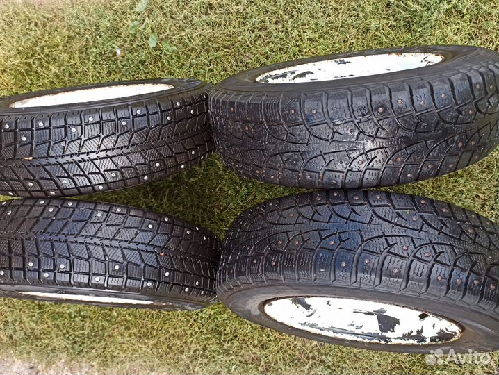 R13 Contyre Arctic Ice 175/70, PCD 4x98 DIA 58.6