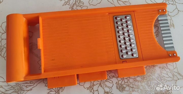 Набор терок GR-122 Mallony с 4 насадками