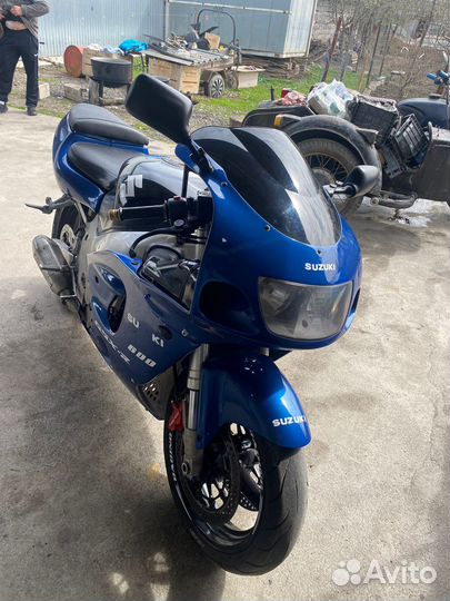 Мотоцикл Suzuki