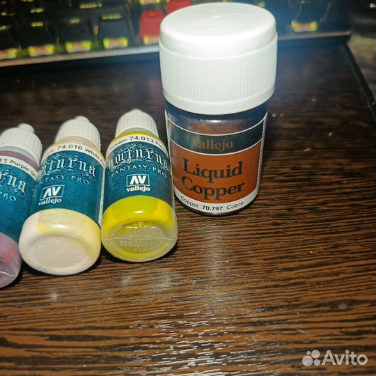 Набор красок для раскраски фигурок. Vallejo