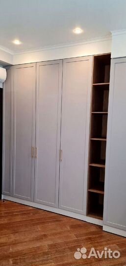 Шкаф в прихожую от фабрики мебели