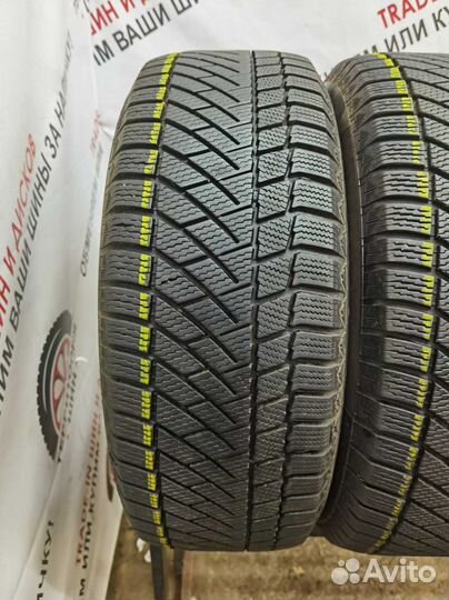 Continental ContiVikingContact 6 215/60 R16 99T