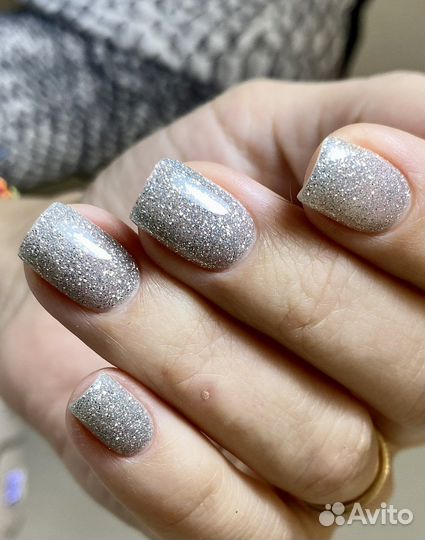 Модель на маникюр / наращивание