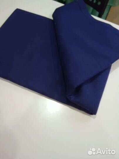 Отрез шерстяной ткани