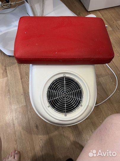 Подставка для педикюра с пылесосом