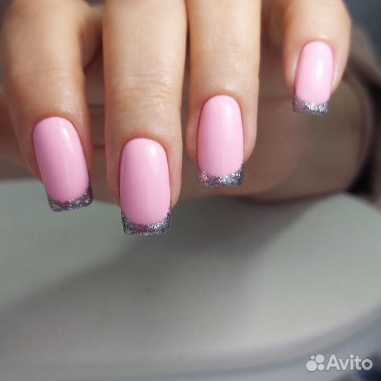 Маникюр,педикюр