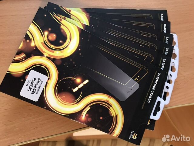 Стекла на iPhone 6/6s Plus