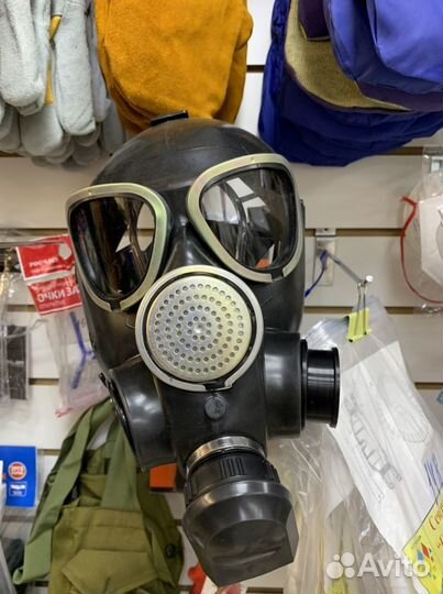 Противогаз гп7Б