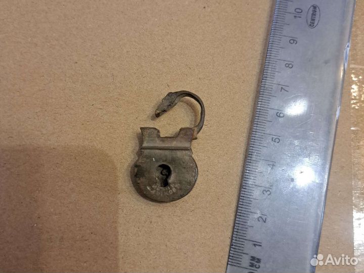 Замок навесной старинный царский