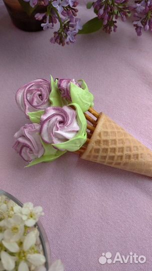 Букет цветов подарок безе