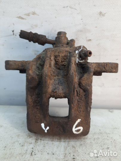 Суппорт тормозной задний левый Hyundai Santa Fe