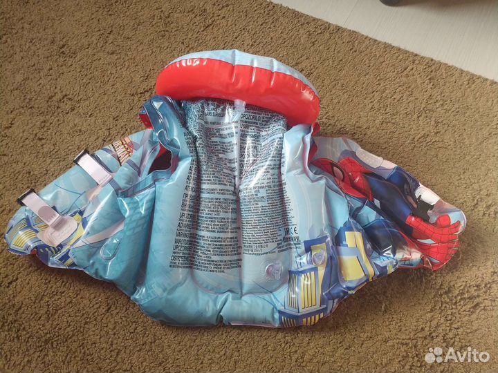 Плавательный жилет детский