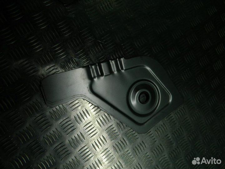 Под домкратник передний левый Ваз 2110