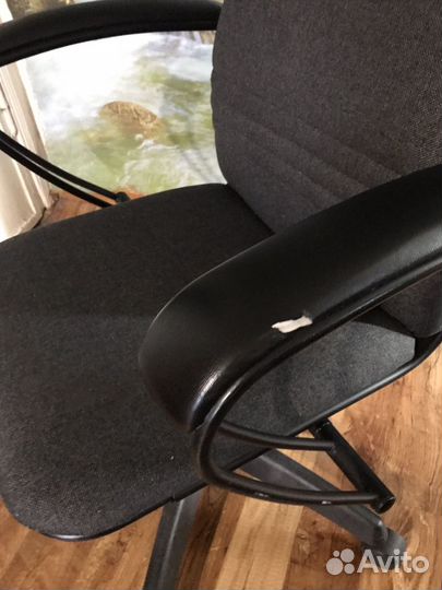 Компьютерное кресло