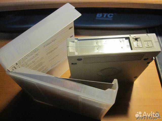 Магнитный накопитель compacTape tk 50