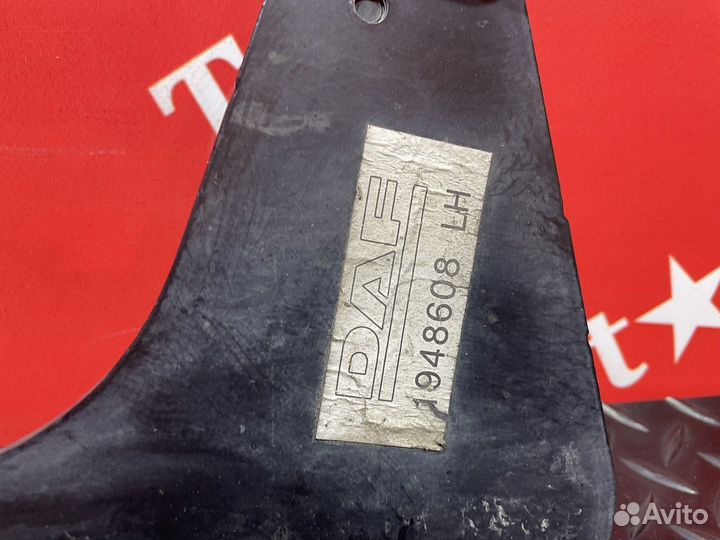 Ручка капота левая Daf XF106