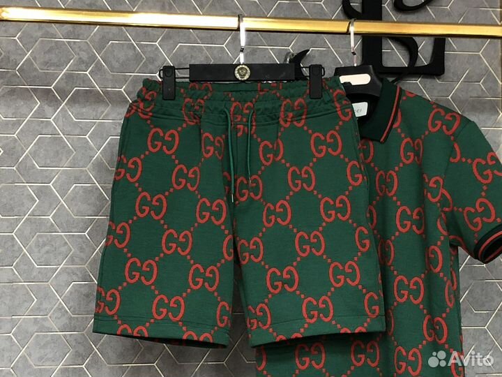 Летний костюм Gucci