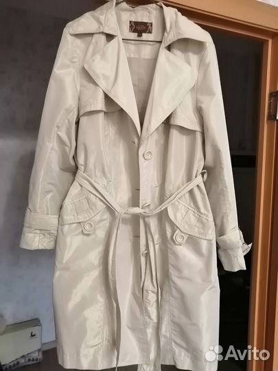 Плащ женский