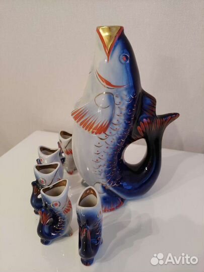 Фарфоровый кувшин штоф и рюмки СССР