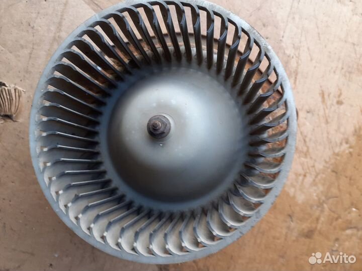 Моторчик отопителя Мазда 626 ге